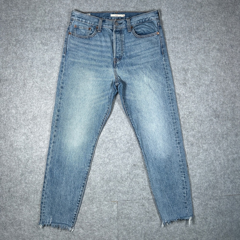 Levi's Premium Denim Jeans Womens 29(30x27) Blue Wedgie Straight Raw Hem Casual